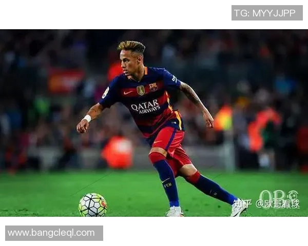 天生足球明星内马尔的精彩瞬间与职业生涯回顾