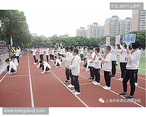 吴丽专访：从绿茵场到人生舞台的足球旅程回顾与反思